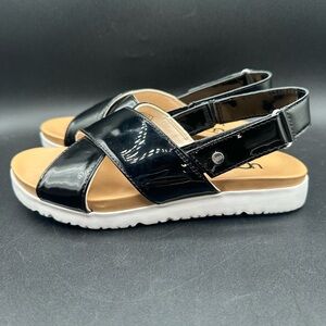 Ugg Kids Klara Black Patent Platform Sandals size 4